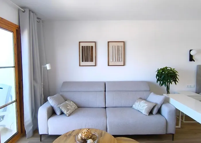 Cristianos - Breathtaking View, Ac, Heated Pool, Fibre Net アパート *