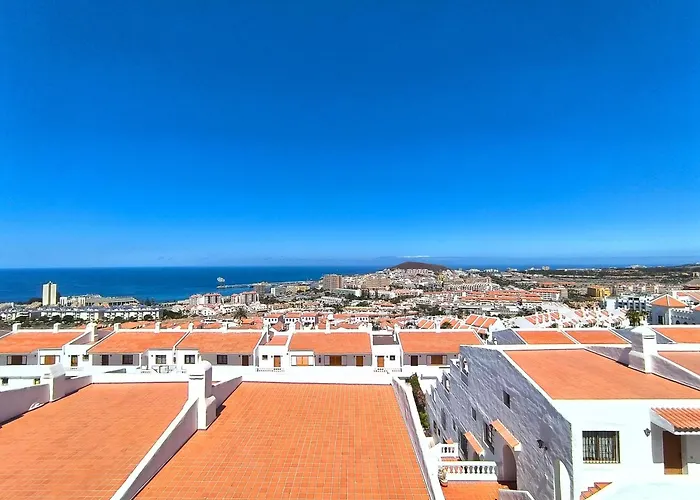 アパート Cristianos - Breathtaking View, Ac, Heated Pool, Fibre Net *