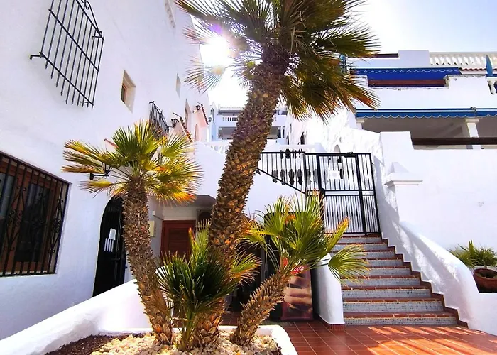 Cristianos - Breathtaking View, Ac, Heated Pool, Fibre Net アパート