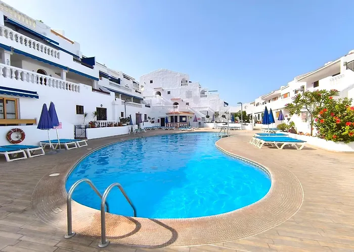 Cristianos - Breathtaking View, Ac, Heated Pool, Fibre Net アパート *